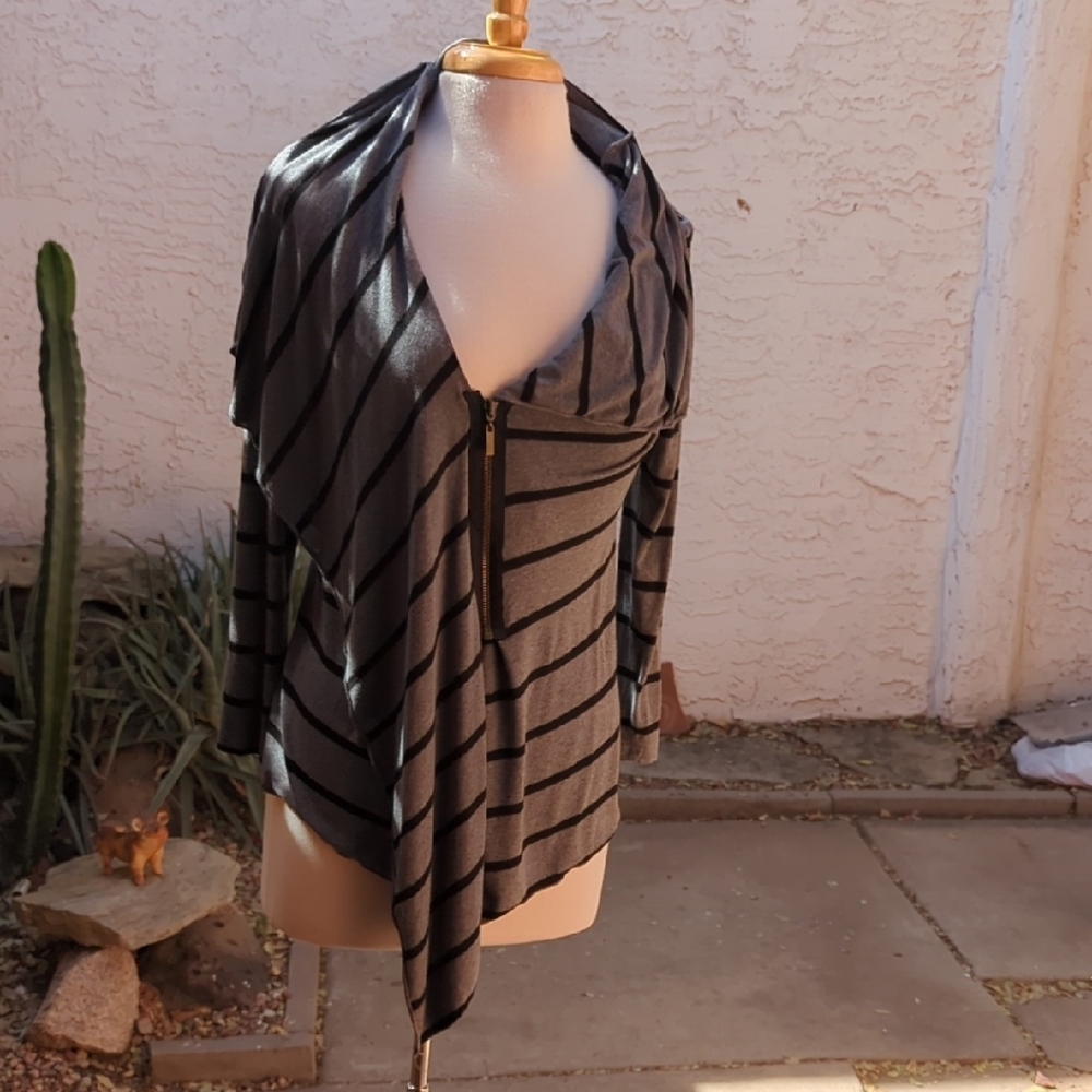 Guess Gray and Black Striped Shawl-Collar Zip Cardigan